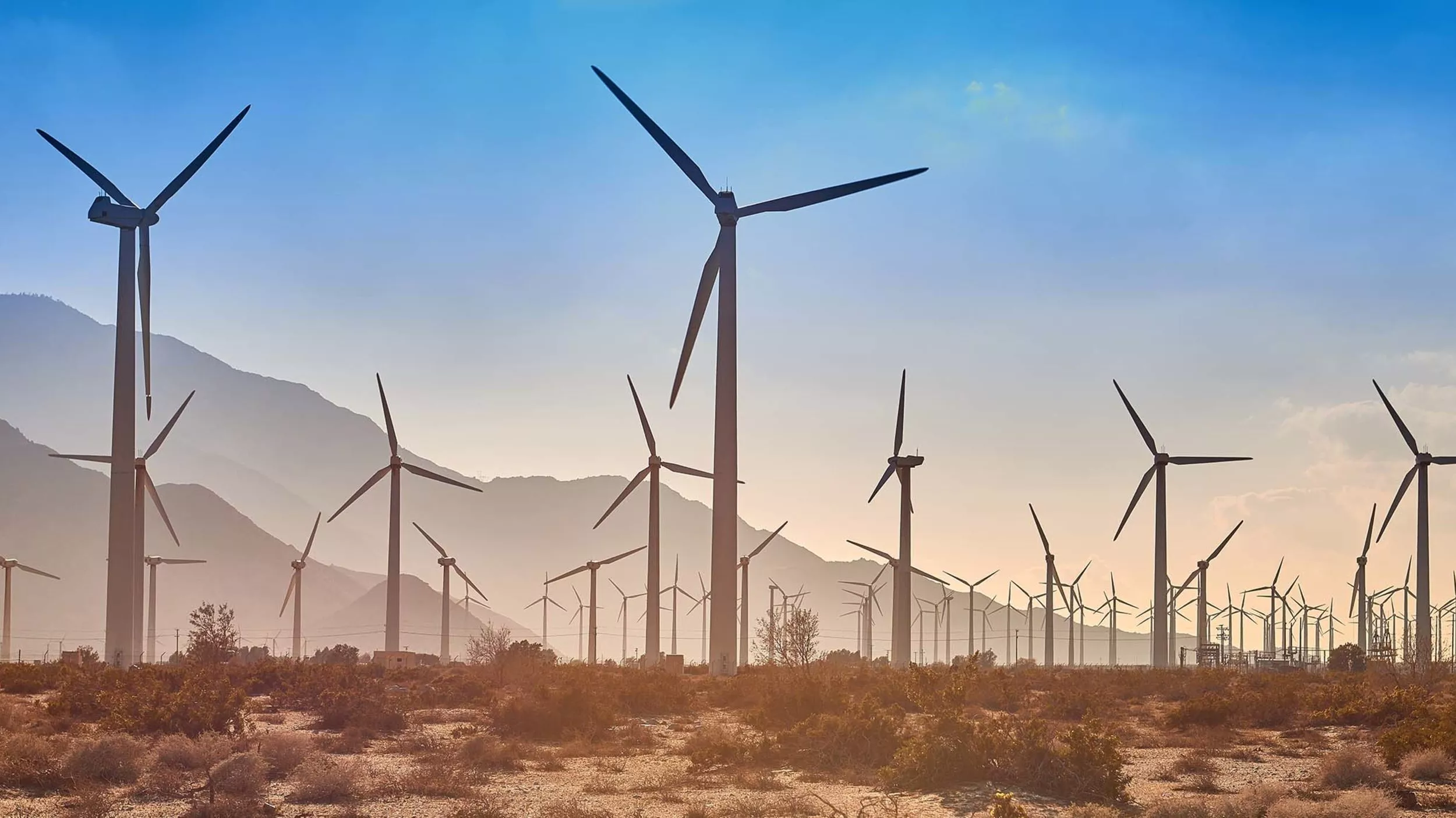 Windkraftanlagen haben nicht nur Vorteile. Die Kehrseite ist, dass die Anlagen Infraschall erzeugen. Die niederfrequenten Schallwellen erzeugen Stress und haben möglicherweise noch weitere Auswirkungen auf die Gesundheit.  - &copy Patrick Jennings