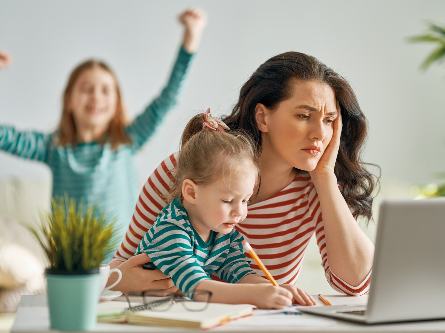 Der Stress nimmt zu – Wer leidet besonders darunter?