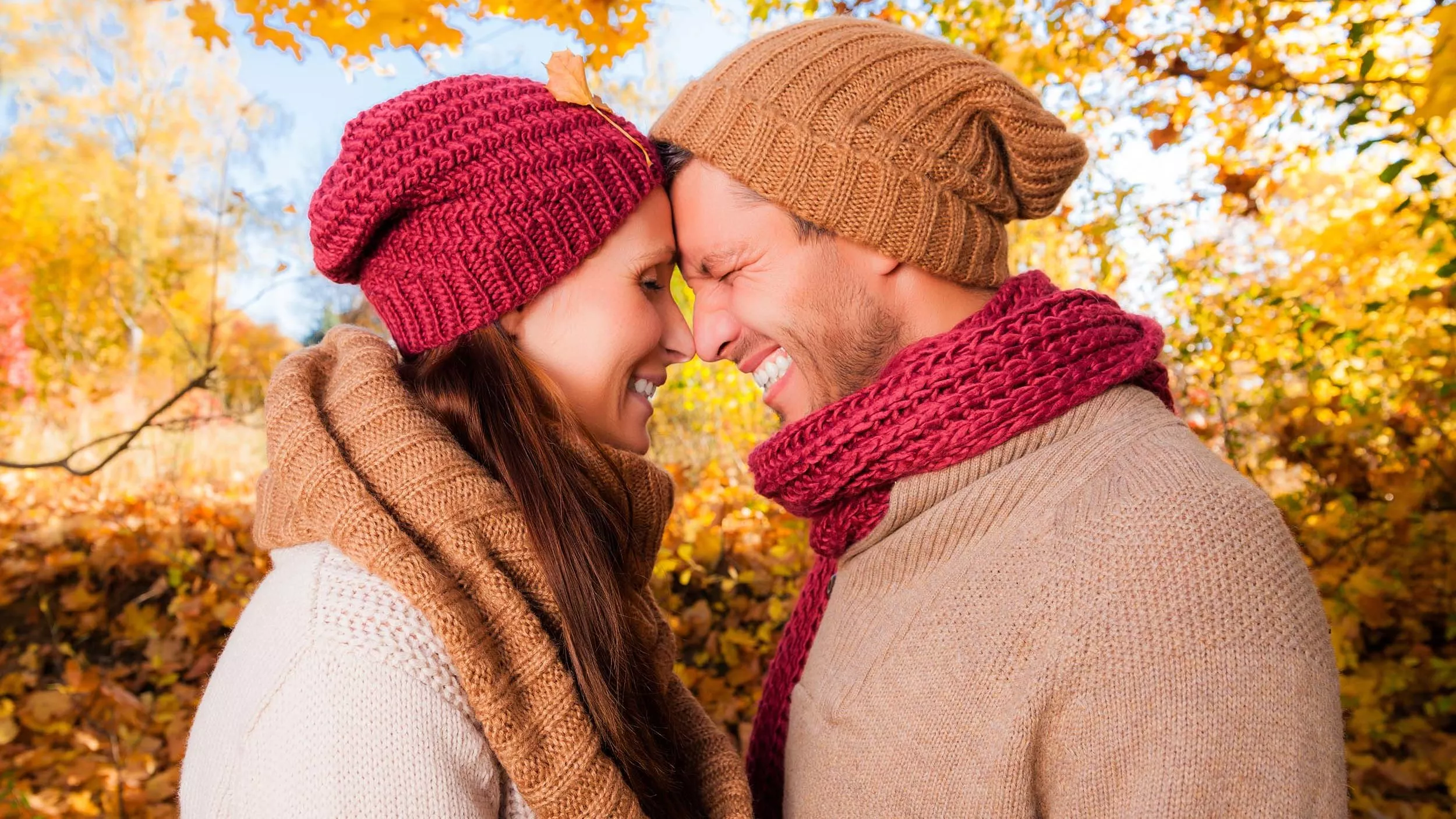 Wenn man in Gesellschaft wandern geht, werden vermehrt Endorphine freigesetzt. Diese haben eine immunstärkende Wirkung. - &copy detailblick-foto
